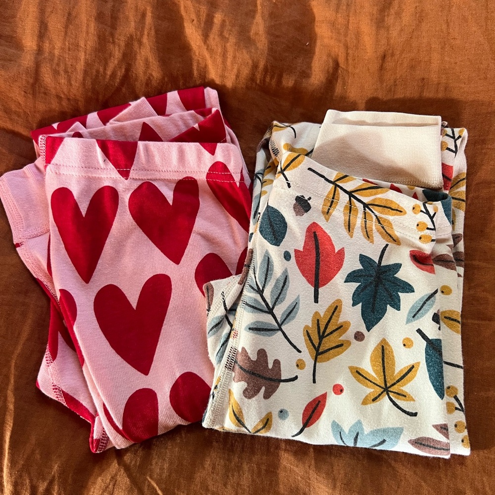 Hanna Andersson Red Heart Print Pajama Set